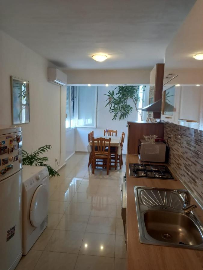 Apartman Kulas Biograd Na Moru Esterno foto